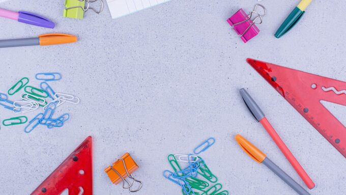 stationery-6526588_1920.jpg